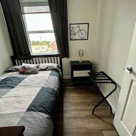 Sutton - Condo Au Coeur Du Village Екстериор снимка