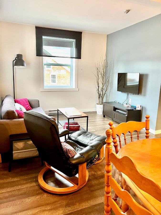 Sutton - Condo Au Coeur Du Village Екстериор снимка